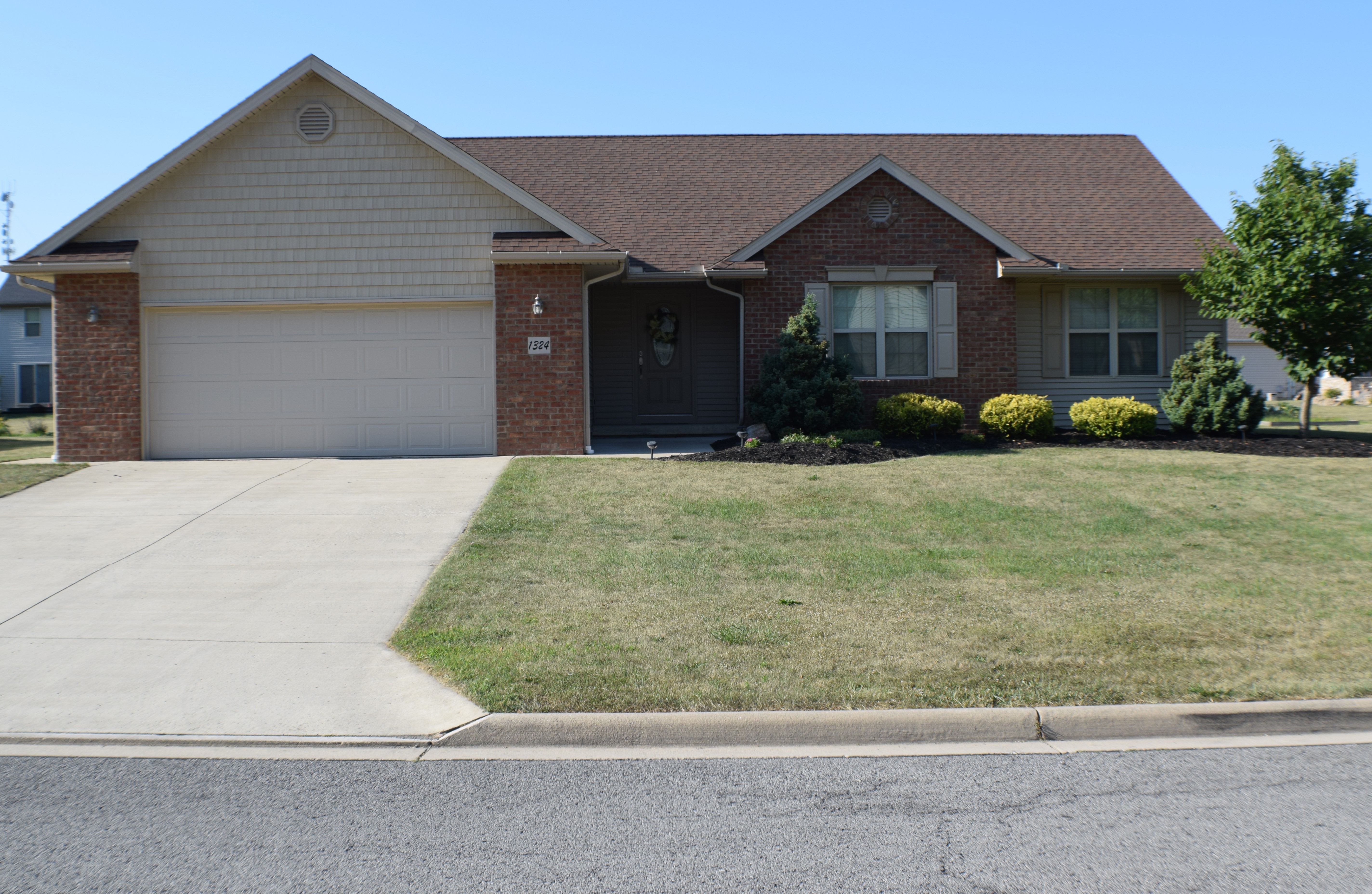 1324 White Birch Drive Findlay, OH 45840 3 beds, Single Family For Sale