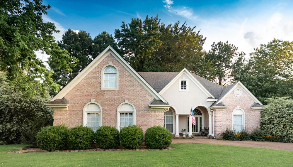 8795 Becca Point Memphis, TN 38016 5 beds, Single Family For Sale By