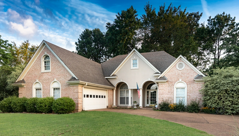 8795 Becca Point Memphis, TN 38016 5 beds, Single Family For Sale By